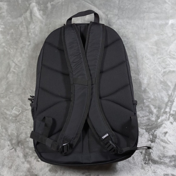 Thule Achiever Backpack Black 15in Laptop Travel Commuter Padded 24L Capacity - Picture 2 of 16